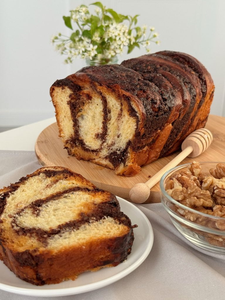 sectiune cozonac Babka insiropat paste