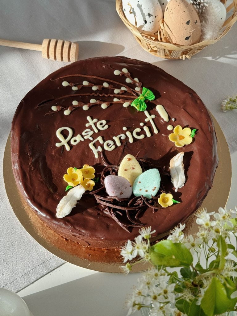 Pasca cu ciocolata pentru Paște