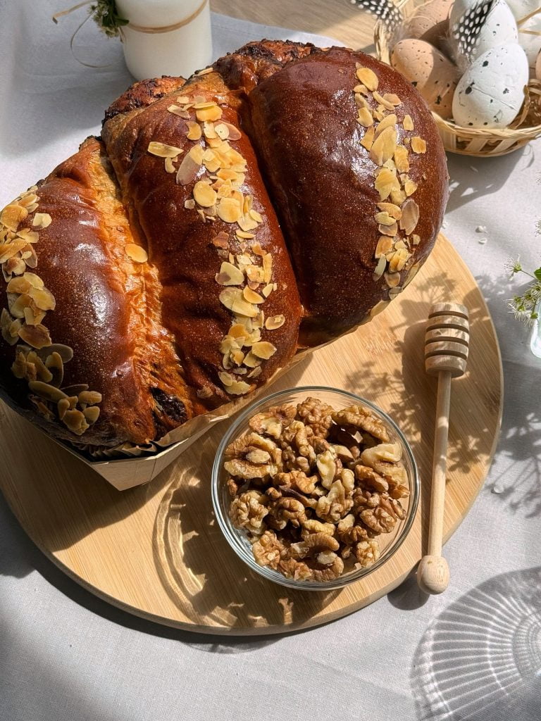 Cozonac cu nuca
